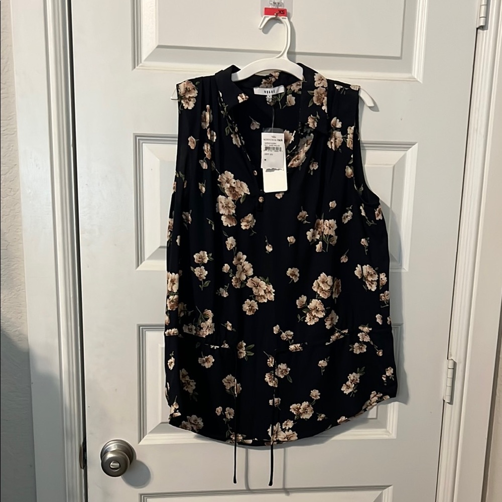 Torrid Floral Sleeveless Blouse